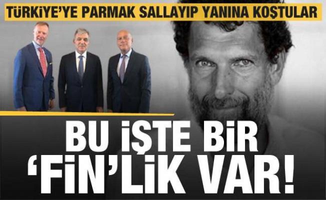 Abdullah Gül, Türkiye'ye meydan okuyanlarla yan yana poz verdi